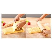 Forma na čtvercové raviolini DELÍCIA, 21 ks