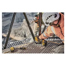 Vrtačka příklepová AKU DCD996P2 18V 2x5,0Ah Li-Ion