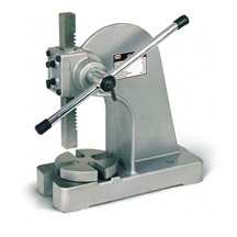 Lis ruční AP-2