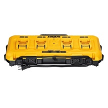 Nabíječka se čtyřmi porty 10,8-54V DCB104
