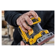 Bruska vibrační  AKU 115x108mm DCW200N 18V bez aku a nabíječky