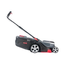 Sekačka rot. 382 Li Premium 18V
2 x baterie 5 Ah a 1 x nabíječka součástí balení, 3in1