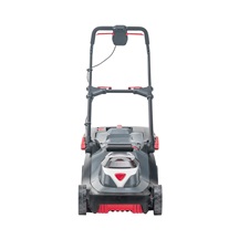 Sekačka rot. 382 Li Premium 18V
2 x baterie 5 Ah a 1 x nabíječka součástí balení, 3in1