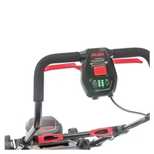 Sekačka rot. 382 Li Premium 18V
2 x baterie 5 Ah a 1 x nabíječka součástí balení, 3in1