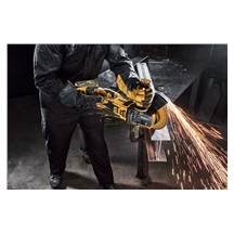 Bruska úhlová AKU 230 XR  DCG460X2 54V 2x9,0Ah