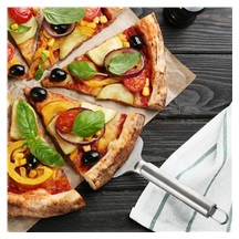 Kráječ-lopatka nerez na pizzu