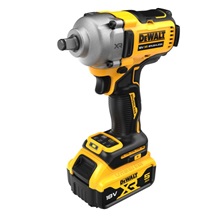 Utahovák AKU rázový DCF891P2T 1/2" 18V 2x5,0 Ah