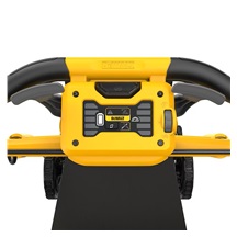 Sekačka na trávu s pojezdem  AKU 2x18V 2x8,0Ah Li-Ion DCMWSP156W2